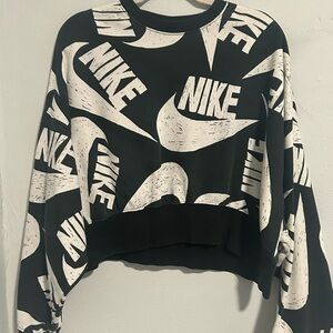 Nike Black and White Cropped Graphic Hoodie